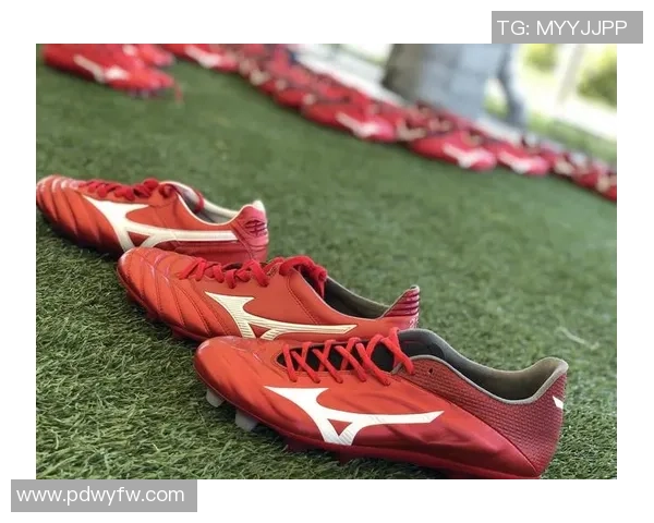 足球球星专属运动鞋精选图集打造最强场上足部装备