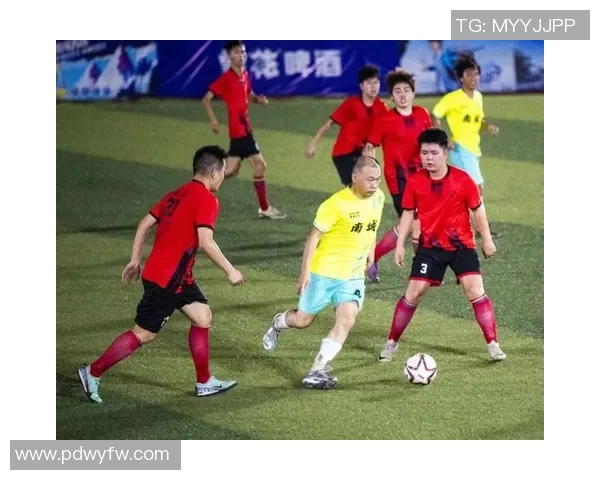 最新足球星期一比赛结果精彩回顾 各大联赛激战正酣精彩纷呈 最新足球星期一比赛结果精彩回顾 各大联赛激战正酣精彩纷呈